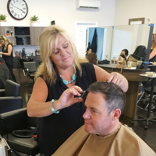 Beauty Salon «Girasole Full Services Salon», reviews and photos, 26 Deer Park Ave, Babylon, NY 11702, USA