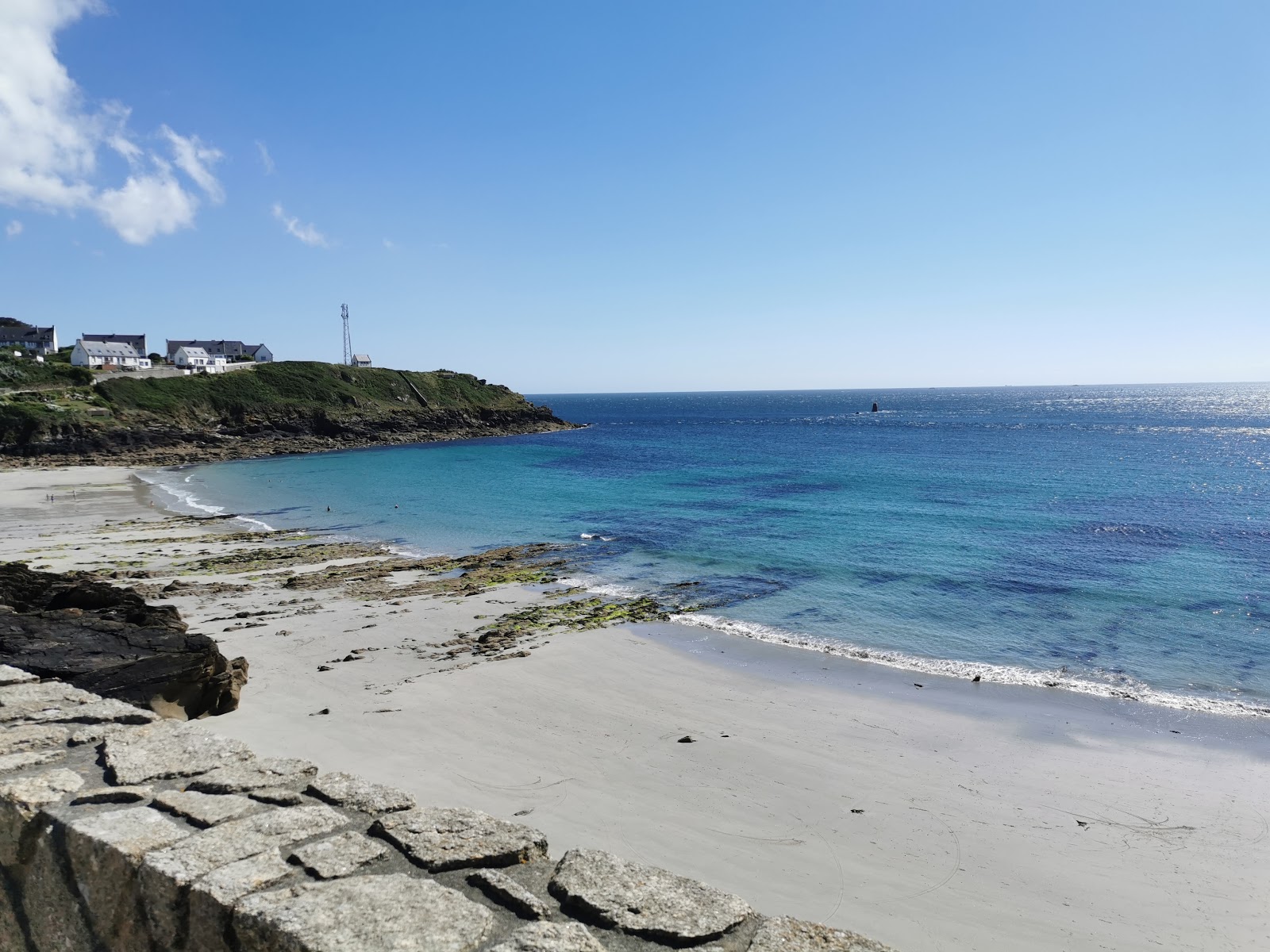 Foto von Plage de Portez mit geräumige bucht