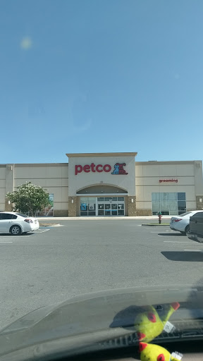 Pet Supply Store «Petco Animal Supplies», reviews and photos, 821 E Expy 83, Weslaco, TX 78599, USA