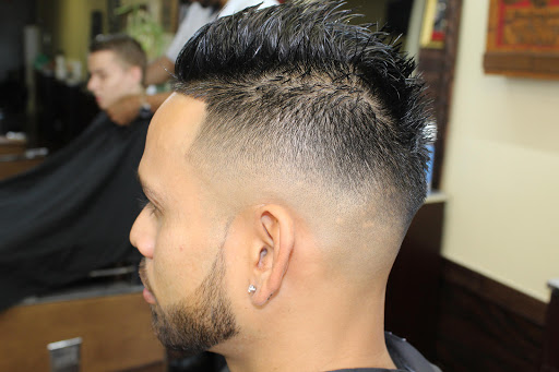 Barber Shop «Juarez Barbershop & Salon», reviews and photos, 1600 N Plano Rd #2400, Richardson, TX 75081, USA