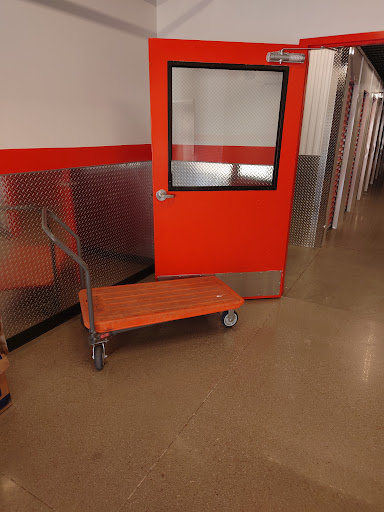 Self-Storage Facility «Public Storage», reviews and photos, 747 Grapevine Hwy, Hurst, TX 76054, USA