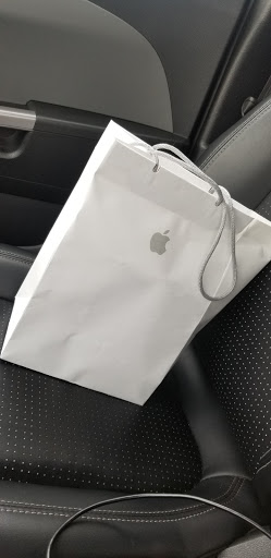 Computer Store «Apple Los Cerritos», reviews and photos, 242 Los Cerritos Center, Cerritos, CA 90703, USA