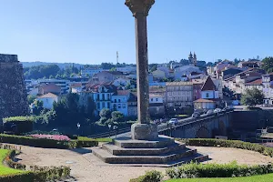 Pillory of Barcelos image