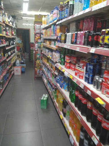Supermercados abiertos domingos Granada