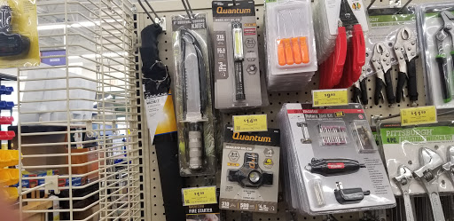 Hardware Store «Harbor Freight Tools», reviews and photos, 1460 Main St, Hamilton, OH 45013, USA