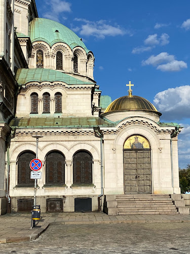 Патриаршеска катедрала „Свети Александър Невски“ - църква