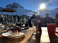 Les 2 Flocons du Restaurant de grillades Grizzly's Bar - La Boît'àskis à Tignes - n°1