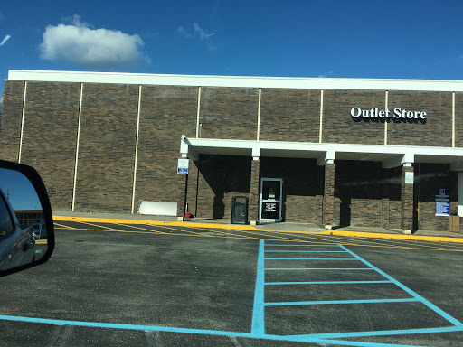 Thrift Store «Goodwill Store, Donation Center, And Outlet», reviews and photos