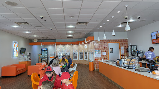Orange Leaf Frozen Yogurt, 4866 1st Ave NE, Cedar Rapids, IA 52402, USA, 