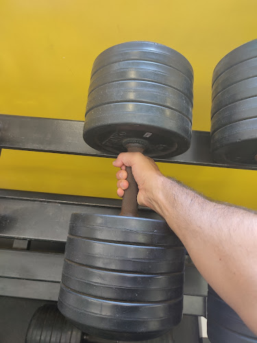 Αξιολογήσεις για το Δημοτικό Γυμναστήριο Κυψέλης στην Αθήνα - Γυμναστήριο