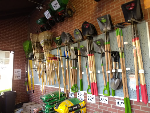 Hardware Store «Aubuchon Hardware», reviews and photos, 125 Washington St, Dover, NH 03820, USA