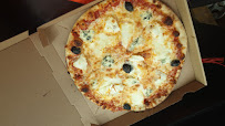 Plats et boissons du Pizzas à emporter Le Kiosque à Pizzas à Apprieu - n°4