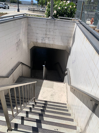 Post Office «United States Postal Service», reviews and photos, 2140 N Hollywood Way, Burbank, CA 91505, USA