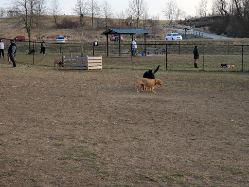 Dog Park «Worthington Off Leash Dog Park», reviews and photos, 8170 Hillsborough Rd, Ellicott City, MD 21043, USA