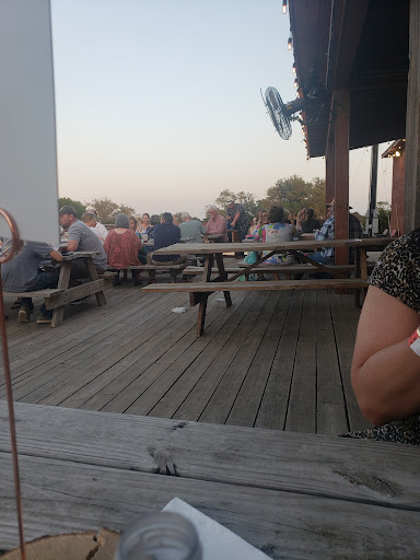 Bar «The Roundup Outdoor Music Venue», reviews and photos, 531 FM 3351, Boerne, TX 78006, USA