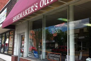 Shoemakers Outlet image