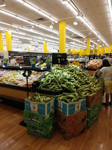 Shopping Mall «Central Shopping Plaza», reviews and photos, 3825 NW 7th St, Miami, FL 33126, USA