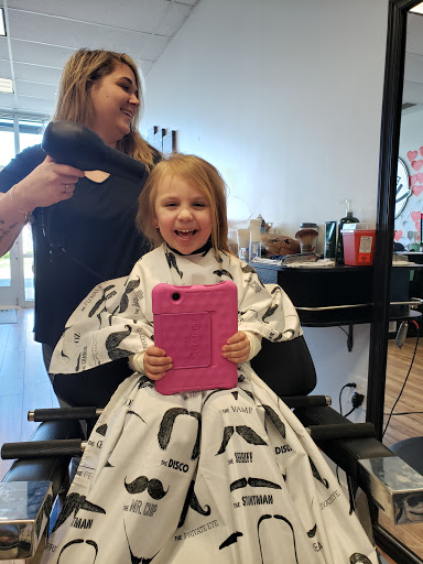 Barber Shop «Fadez & Bladez Barber Shop», reviews and photos, 7225 Bell Creek Rd, Mechanicsville, VA 23111, USA