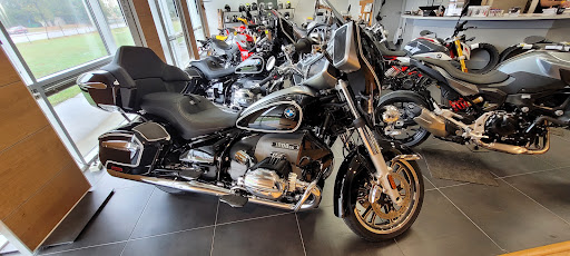 BMW Motorcycle Dealer «Adventure BMW», reviews and photos, 669 Woodlake Dr, Chesapeake, VA 23320, USA