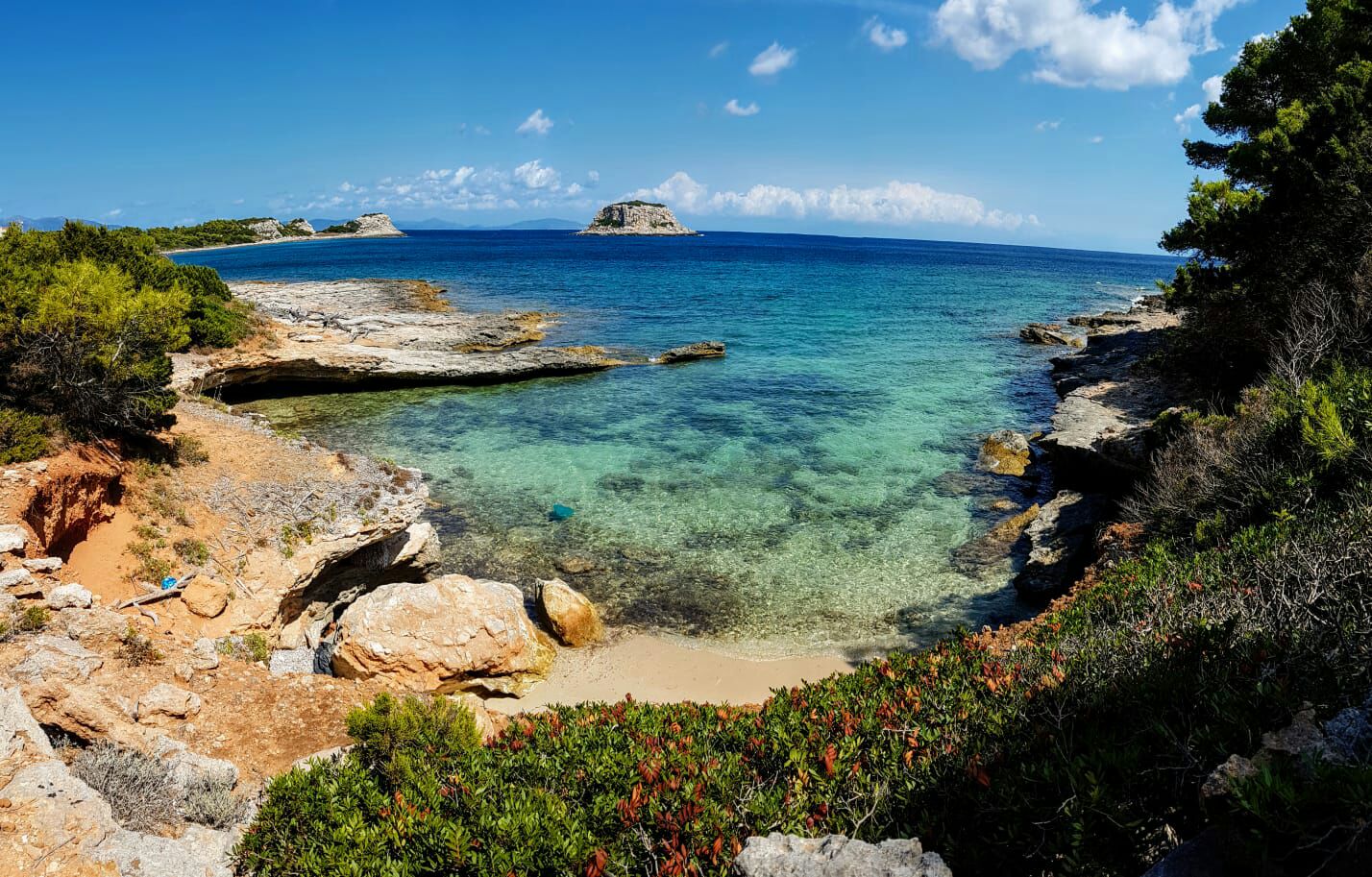Foto von Cala del Brucato mit beiger sand Oberfläche