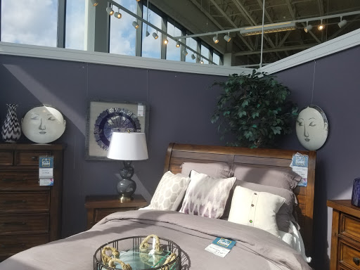 Furniture Store «Art Van Furniture - Downers Grove», reviews and photos, 1021 Butterfield Rd, Downers Grove, IL 60515, USA