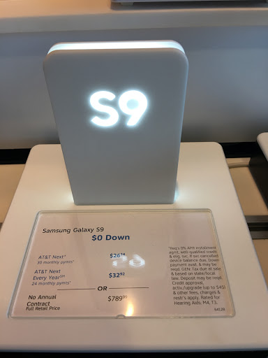 Cell Phone Store «AT&T», reviews and photos, 300 S University Ave, Little Rock, AR 72205, USA