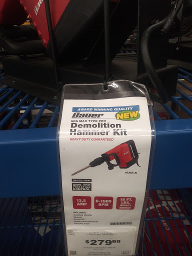 Hardware Store «Harbor Freight Tools», reviews and photos, 6020 Lankershim Blvd, North Hollywood, CA 91606, USA