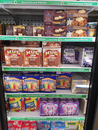 Dollar Store «Dollar Tree», reviews and photos, 136 Elm St, Enfield, CT 06082, USA