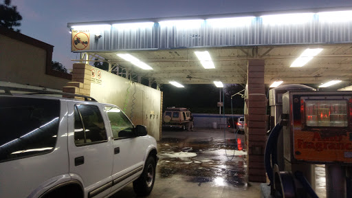 Coin Operated Car Wash en Tustin