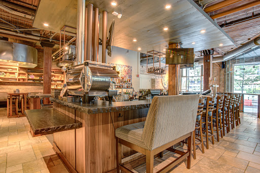 American Restaurant «Pinstripes», reviews and photos, 435 E Illinois St, Chicago, IL 60611, USA