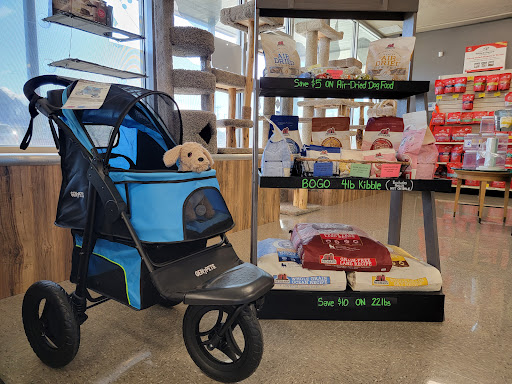 Pet Supply Store «Salem Pet Supply», reviews and photos, 3185 Market St NE, Salem, OR 97301, USA