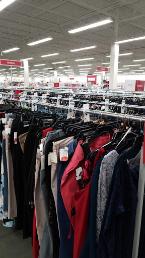 Clothing Store «Burlington Coat Factory», reviews and photos, 3475 Westdale Dr SW, Cedar Rapids, IA 52404, USA
