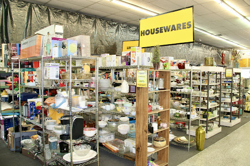 Thrift Store «The Main Place Thrift Store», reviews and photos, 1631 El Camino Real, Tustin, CA 92780, USA