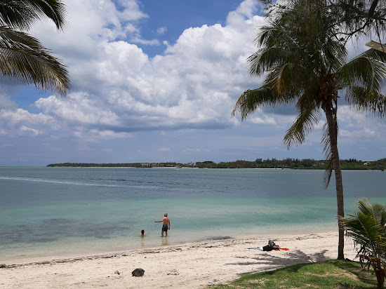 La Pelouse Beach