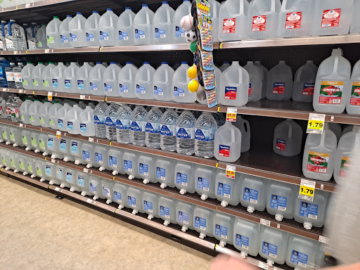 Shopping Mall «Gateway Plaza», reviews and photos, 21929 Ventura Blvd, Los Angeles, CA 91364, USA