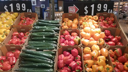 Grocery Store «Giant Food Stores», reviews and photos, 1465 W Broad St, Quakertown, PA 18951, USA