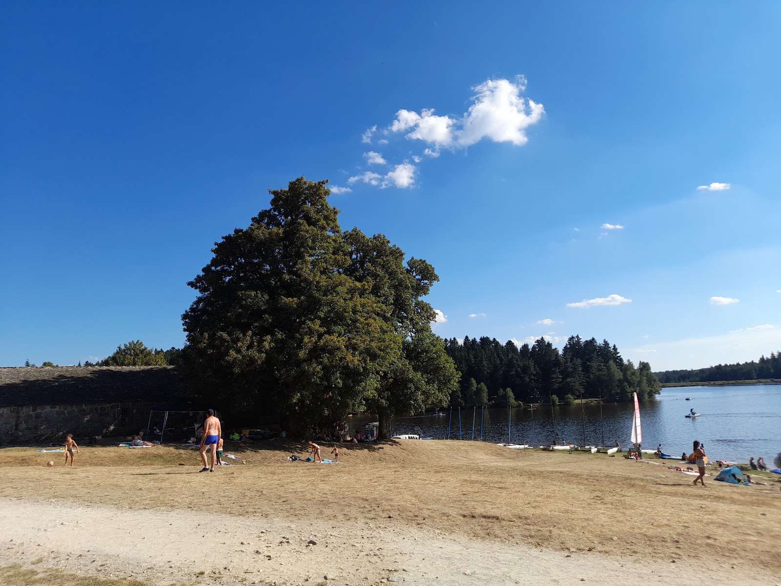 Plage du lac de Devesset photo #6