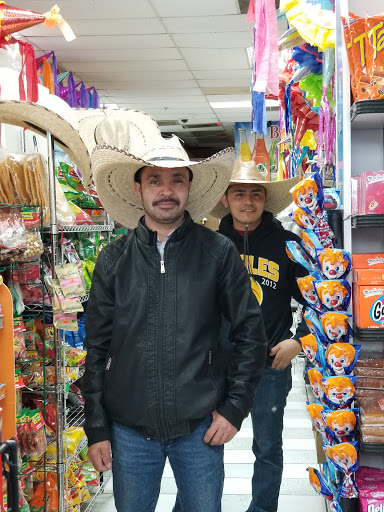 Grocery Store «Mi Favorita Mexican Store», reviews and photos, 9740 Main St #294, Woodstock, GA 30188, USA