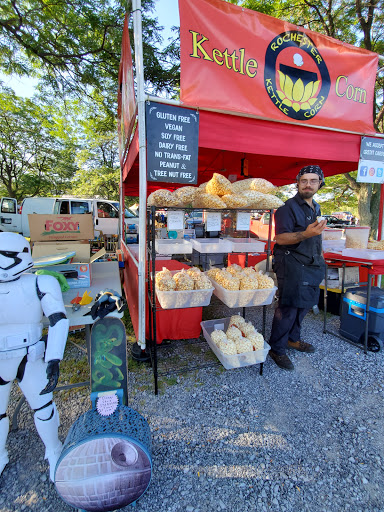 East Avon Flea Market, 1520 W Henrietta Rd, Avon, NY 14414, USA, 