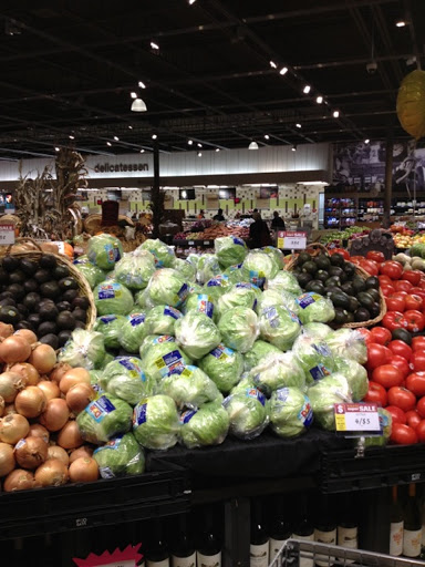 Grocery Store «Strack & Van Til Food Market», reviews and photos, 9632 Cline Ave, Highland, IN 46322, USA