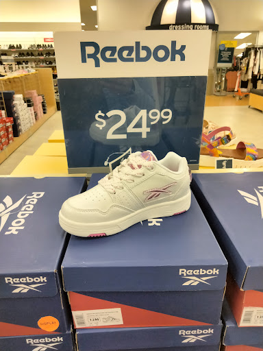 Clothing Store «Burlington Coat Factory», reviews and photos, 10 Prospect Hill Terrace, East Windsor, CT 06088, USA