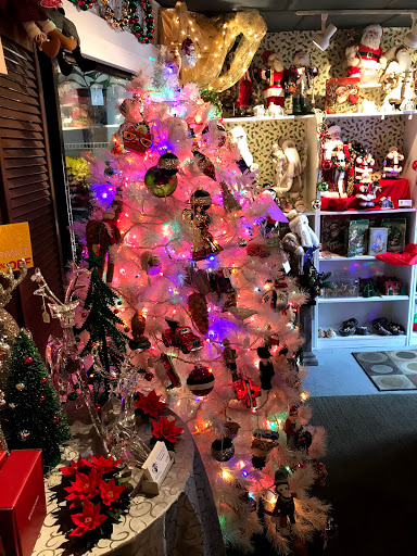 Florist «Village Petals Inc», reviews and photos, 573 S Grant Ave, Columbus, OH 43206, USA