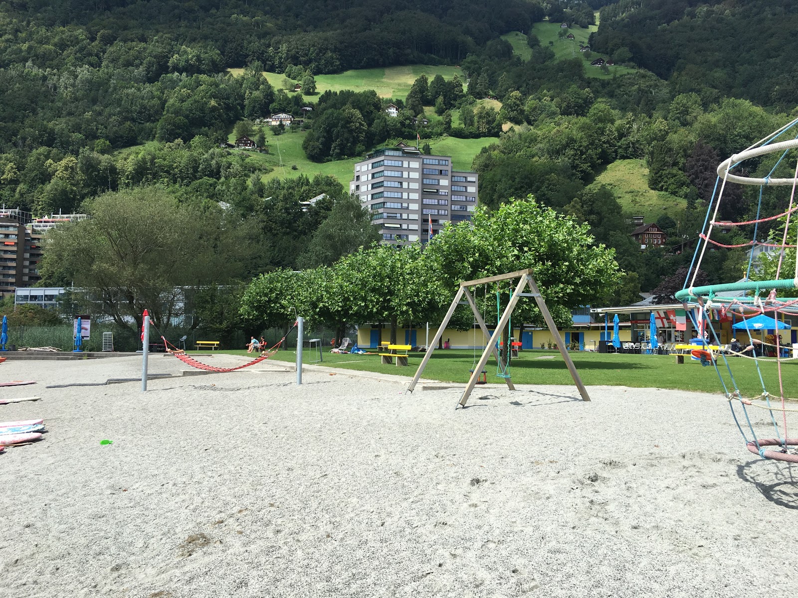 Fotografija Plaža Hopfraben in naselje