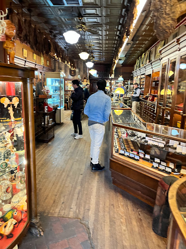 Tobacco Shop «Georgetown Tobacco», reviews and photos, 3144 M St NW, Washington, DC 20007, USA