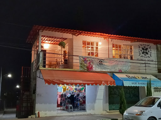 La Cruz Market