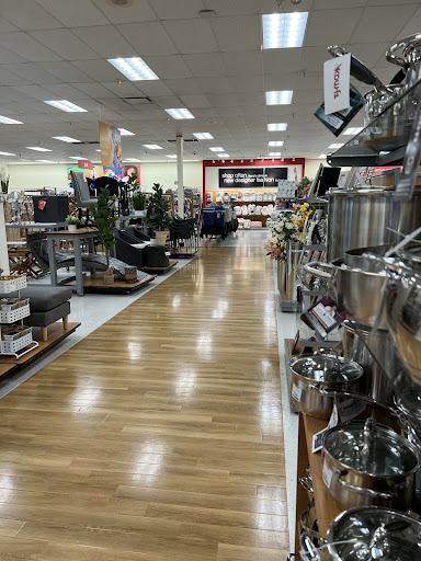 Department Store «T.J. Maxx», reviews and photos, 4121 Towne Center Dr, Louisville, KY 40241, USA