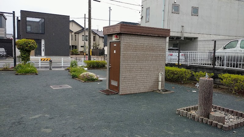 上野中どおり公園 公衆トイレ