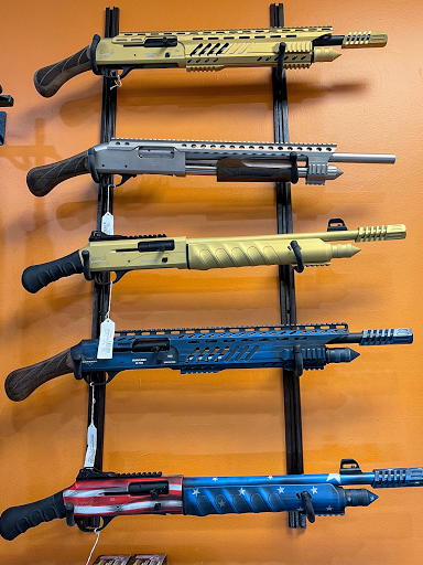 Pawn Shop «Chesapeake Square Pawn», reviews and photos, 2125 Starmount Pkwy #123, Chesapeake, VA 23321, USA