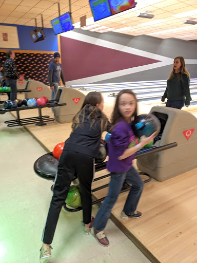 Bowling Alley «Cave Springs Lanes», reviews and photos, 4055 Mexico Rd, St Peters, MO 63376, USA
