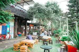 D'Bolang Resto & Coffee Shop image